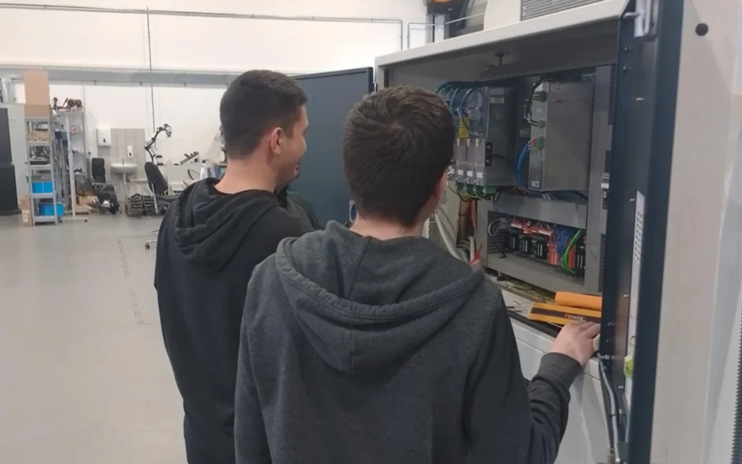 Sikeresen vették az első akadályt diákjaink az OSzTV-n